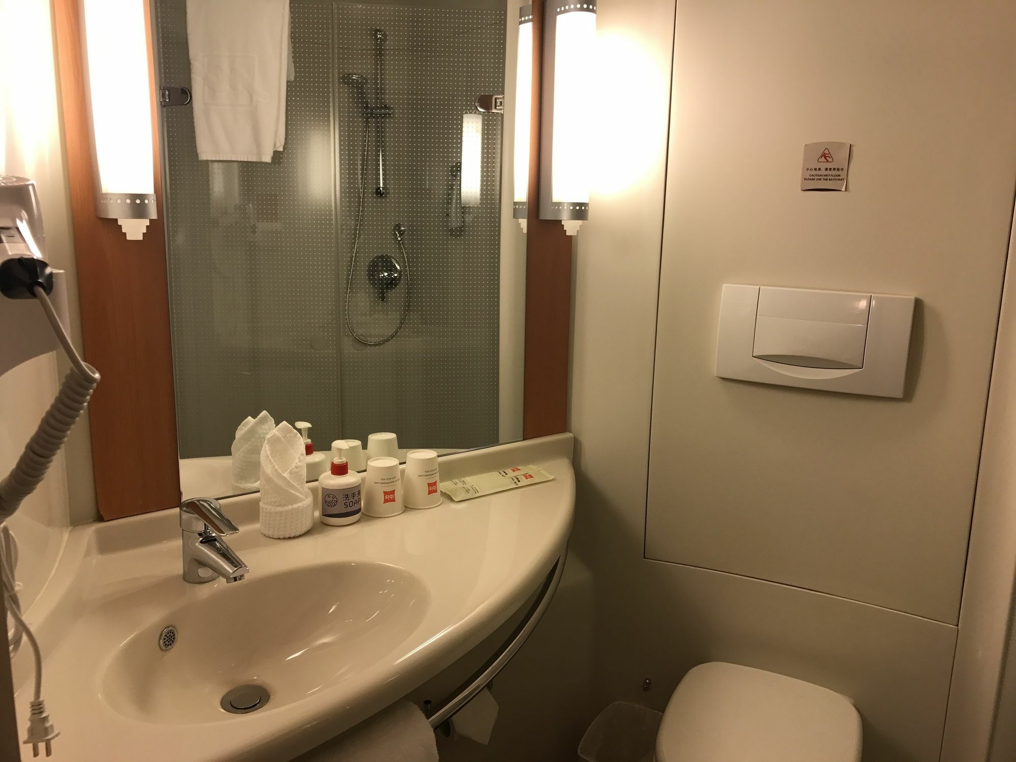 Ibis Dalian Zhongshan Square Extérieur photo
