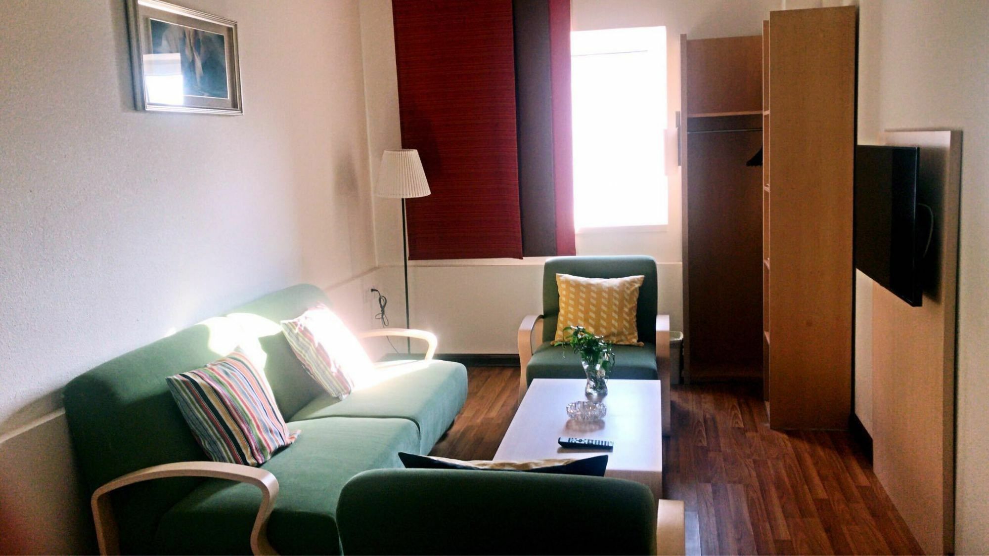 Ibis Dalian Zhongshan Square Extérieur photo